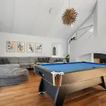 Five Bedroom Beautiful In *